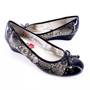 Ann Klein AK Snake Skin Print Wedge Heels Size 8.5